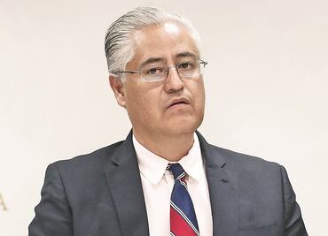 Detienen a ex rector de la UAEM por abuso de confianza