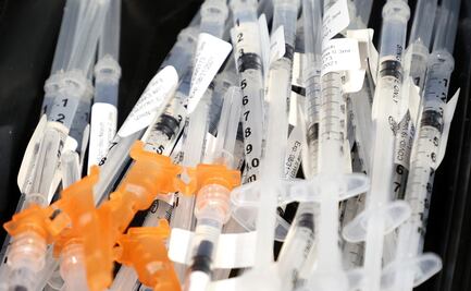 Vacunas de Pfizer y AstraZeneca, altamente efectivas contra variante india: estudio