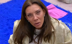 Cynthia Klitbo cuenta cómo un episodio de violencia con un ex provocó los ronquidos que están desquiciando a "La casa de los famosos"