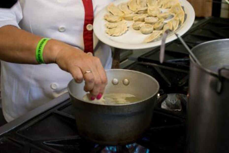 #RECETA Prepara vareniki, platillo tradicional ruso