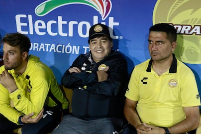 Queremos dominar el partido frente a Pumas: Maradona