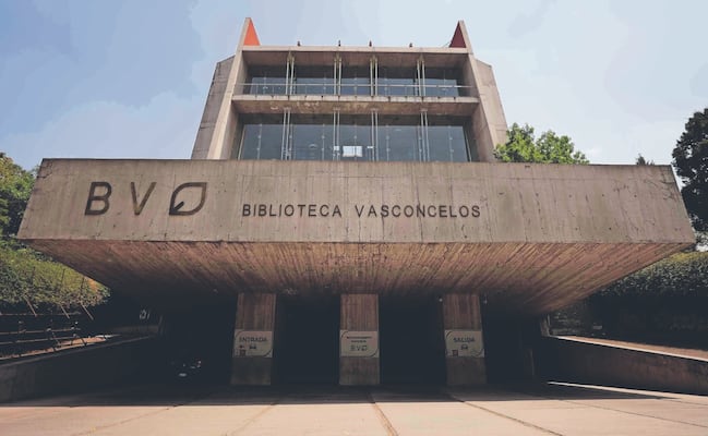 La megabiblioteca llega a sus 20 años en megadecadencia 