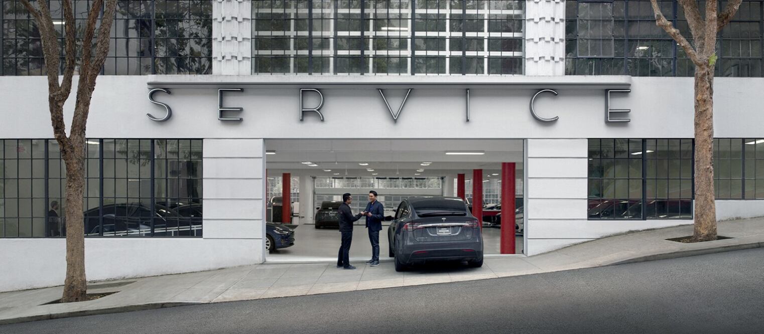 Tesla prepara programa para entregar sus autos en 5 minutos
