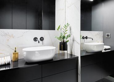 ¿Cuánto gastas al mes por usar el baño?