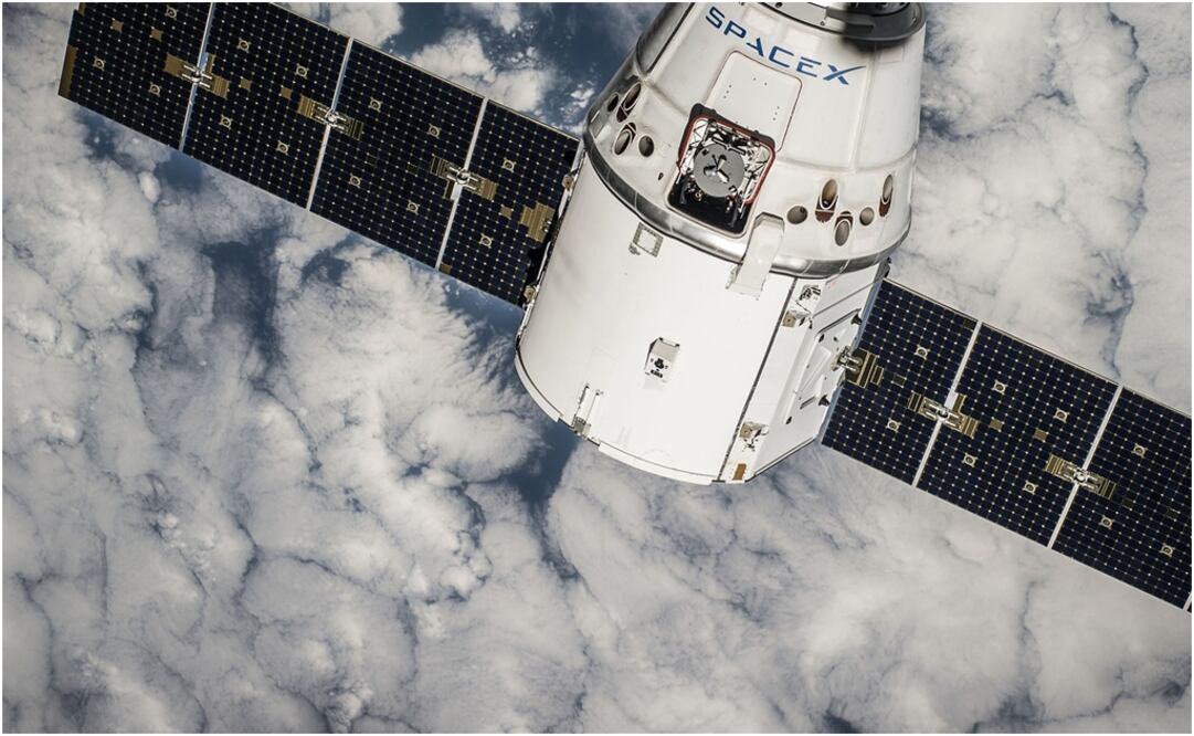 Un satélite de la compañía espacial SpaceX que se había lanzado al espacio el pasado 28 de julio, se desintegró sobre la isla. Foto: Pixabay