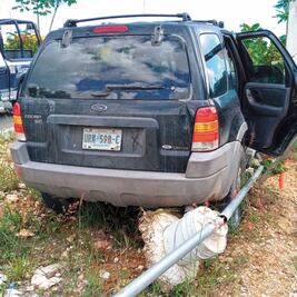 Ofrecen recompensa por asesino de policía
