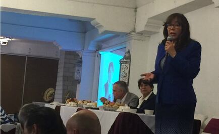 Delfina Gómez se reúne con empresarios; presenta proyecto económico