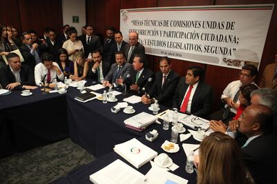 Senadores levantan reunión anticorrupción sin acuerdos