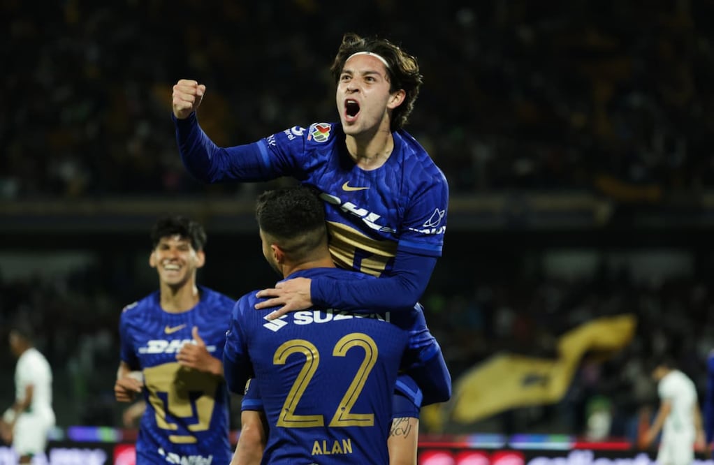 Pumas en festejo de gol, durante la Jornada 4 del Clausura 2026 ante Santos Laguna - Foto: Carlos Mejía/EL UNIVERSAL