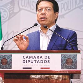 Aspirantes a presidir el partido cuestionan autoridad de Yeidckol 