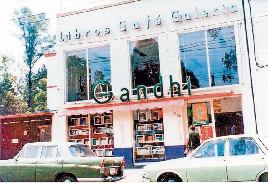 Librería y cafetería Gandhi, fundada en los años 70 por Mauricio Achar, punto de encuentro de escritores hasta el 2020, año de su cierre. Crédito: Especial Gandhi