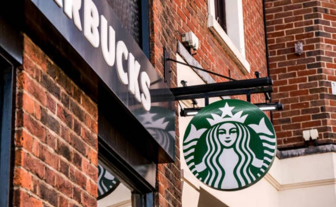 Starbucks trabaja con la empres Alsea alrededor del mundo, pero en Estados Unidos es diferente. (26/12/24) Foto: iStock