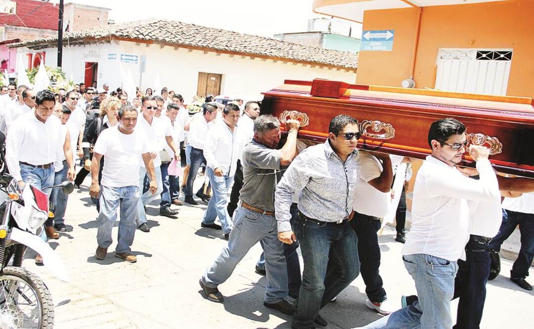 A tres días de que fuera asesinado a quemarropa de 13 tiros el candidato de Chilapa, la Fiscalía General del Estado no ha dado avances de las pesquisas