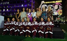 Brugada enciende iluminación por 8M en el Zócalo; “se iluminará cada marzo para reconocer y reivindicar lucha histórica de las mujeres”, dice