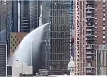 VIDEO: Impresionante cascada de agua... ¿en rascacielos de Manhattan?