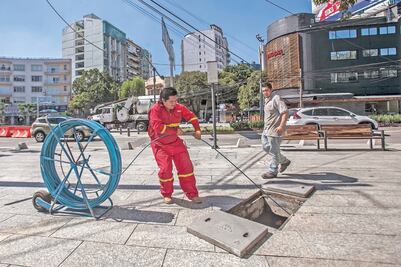Terceros podrán rentar fibra óptica