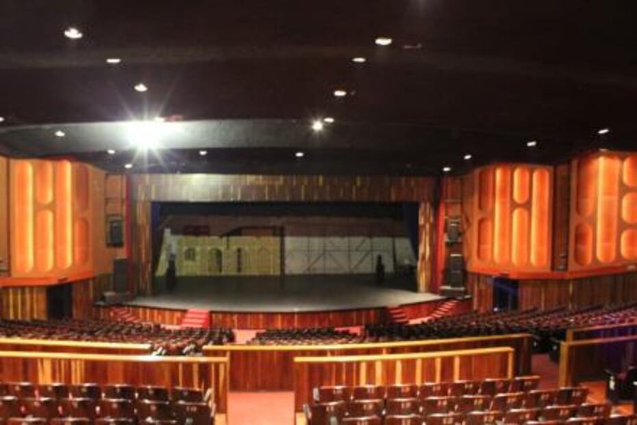 El teatro capitalino inaugurado con eventos culturales olímpicos