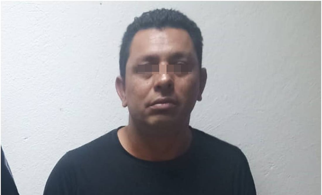 Rogelio N, profesor de voleibol en una escuela privada, quien tenía secuestrada a una estudiante de 16 años. Foto: Especial