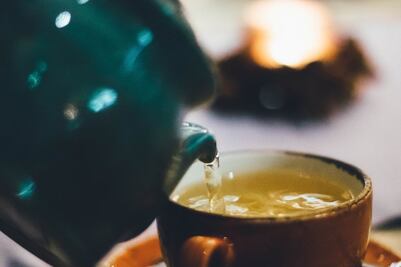 Beneficios del té de cáscara de piña con canela