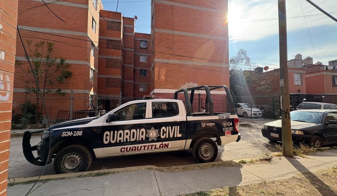 Resguardan departamento donde hallaron a dos mujeres asesinadas en Cuautitlán; menores quedan bajo protección. Foto: Arturo Contreras