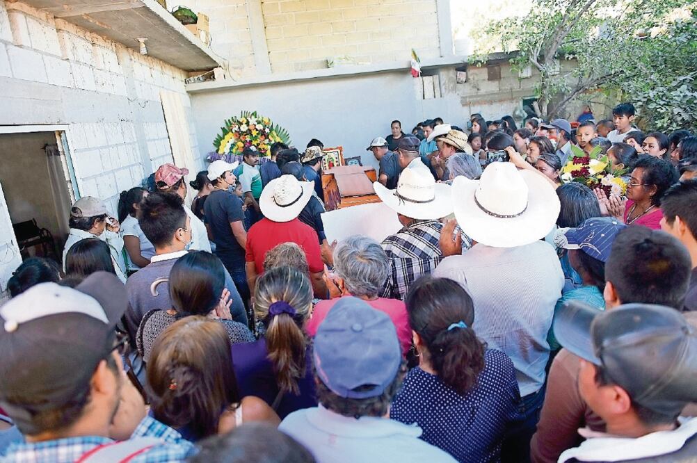 En la comunidad de Amilcingo se realizó el velorio de Samir Flores, activista y líder comunitario asesinado la mañana de ayer. (TONY RIVERA. EL UNIVERSAL)