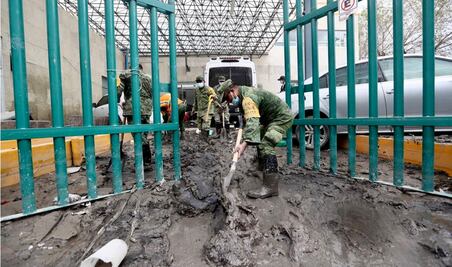 Comienza limpieza en el Hospital General del IMSS de Tula tras inundaciones