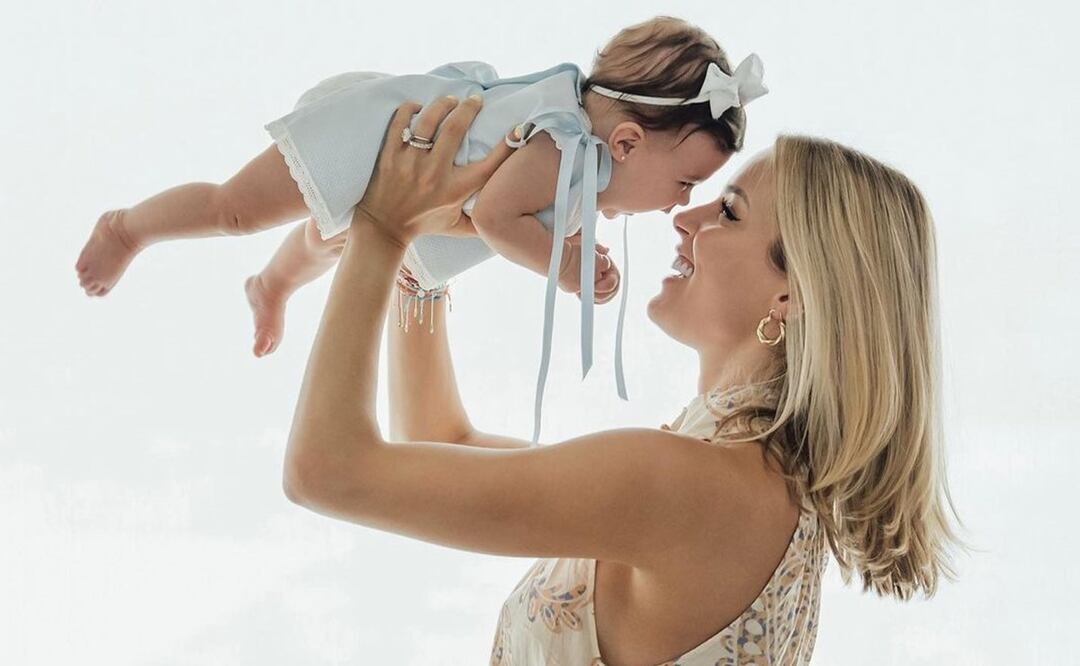 Mariana y Mariel protagonizaron las redes sociales impactando con disfraces iguales. Foto: Instagram @marianardzcantu