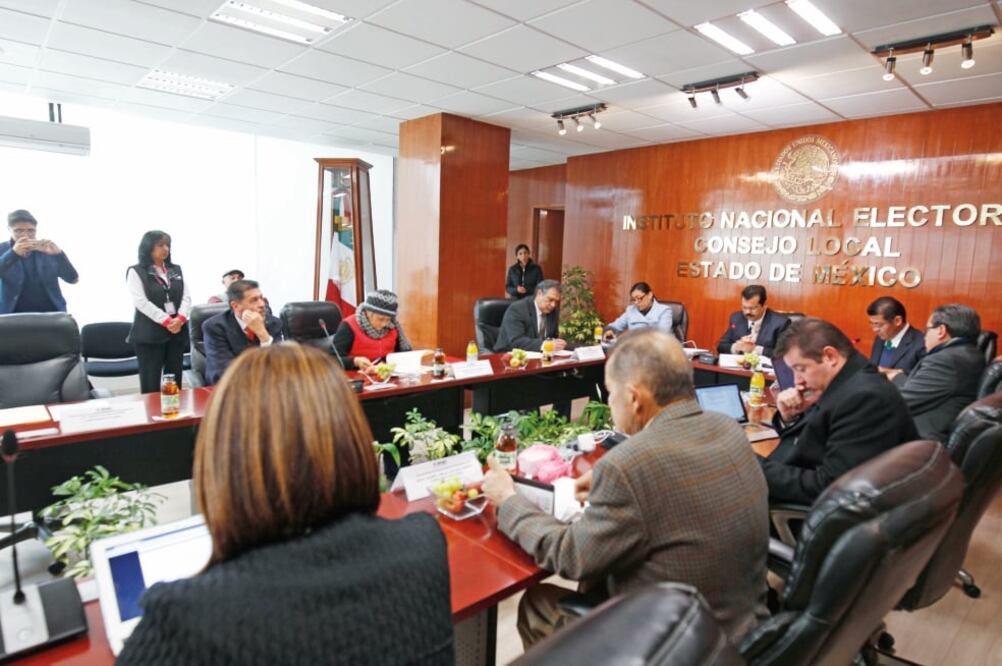 En 2016 una trabajadora de un módulo de credencialización en el Estado de México interpuso una denuncia por ser acosada por un vocal del Registro Federal Electoral (JORGE ALVARADO. EL UNIVERSAL)