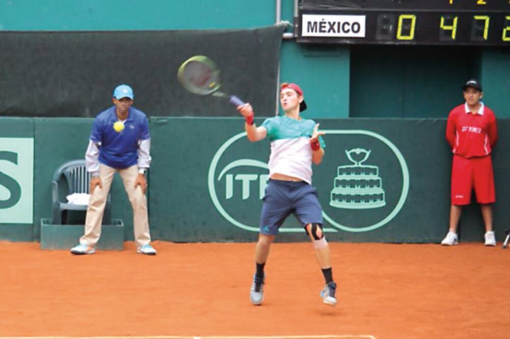El mexicano Luis Patiño perdió ayer ante Nicolás Álvarez (FEDERACIÓN PERUANA DE TENIS)