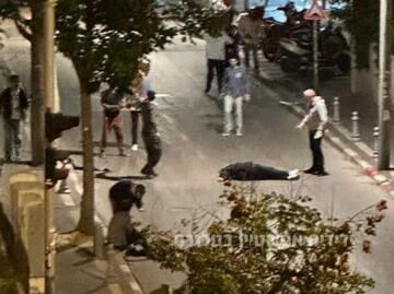 Reportan 4 heridos durante apuñalamiento ocurrido en Tel Aviv, Israel; agresor fue abatido, reportan medios