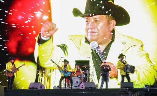 Raspan la bota al ritmo de los KDT'S de Linares y Cañaveral en el Festival Arre; "¡qué chingue a su ma...!", cantan