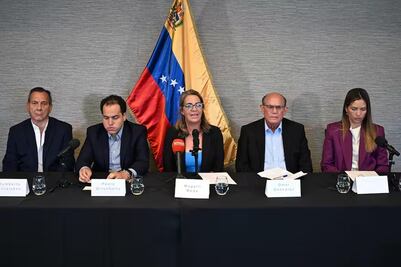 Opositores de Maduro relatan cómo salieron de Venezuela a EU en la "Operación Guacamaya"; "es un milagro", expresaron