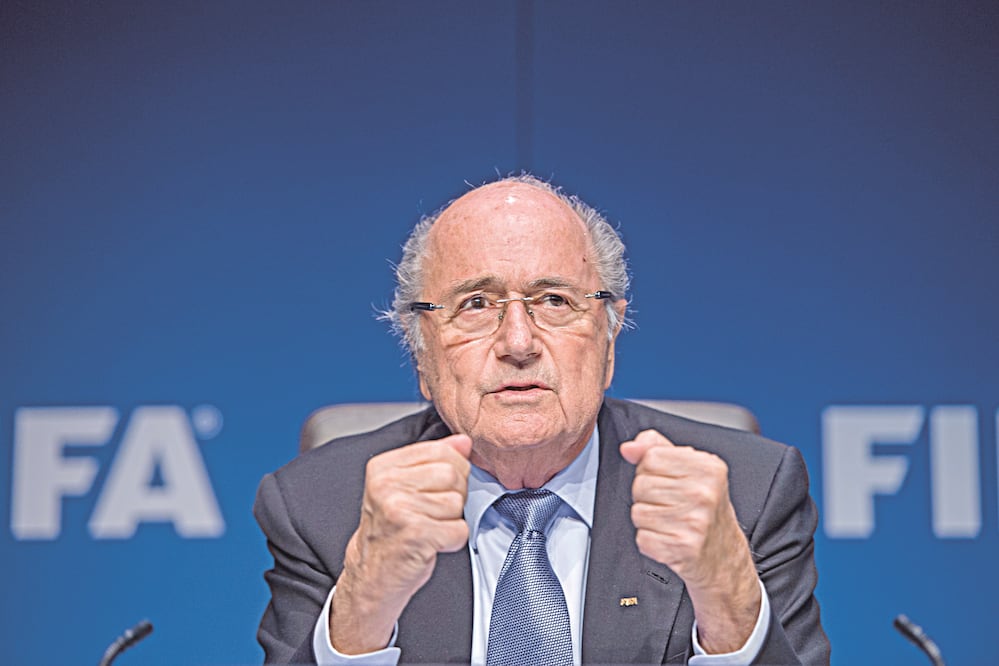 Joseph Blatter se aferra al poder y retrasa su salida de la FIFA  Foto: AP