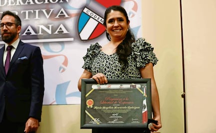 Reconocen labor de dos periodistas de El Universal 