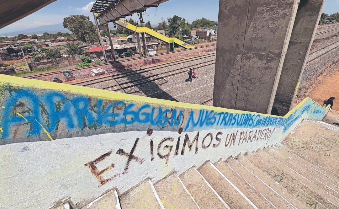 El gobierno incumplió el acuerdo de no demoler el puente, acusan. Foto: Especial