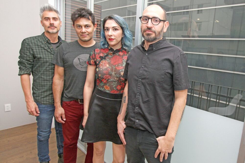 Los músicos requirieron de la participacón de la cantante y conductora (CARLOS MEJÍA. EL UNIVERSAL)