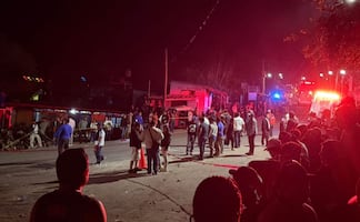 Sube a cuatro la cifra de muertos por choque de camión trocero contra vivienda en Guelatao, Oaxaca; cancelan torneo deportivo