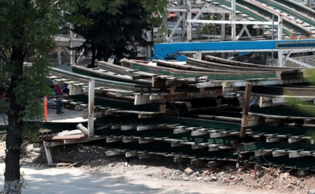 Adiós a la Montaña Rusa; desmantelan una de sus vueltas