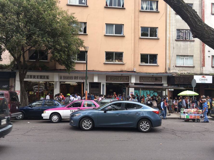 La librería que se abarrotó tras el sismo