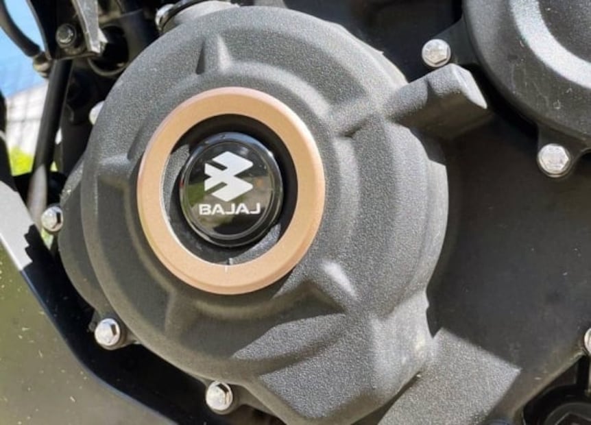 A prueba: Bajaj Dominar 250, única en muchos sentidos