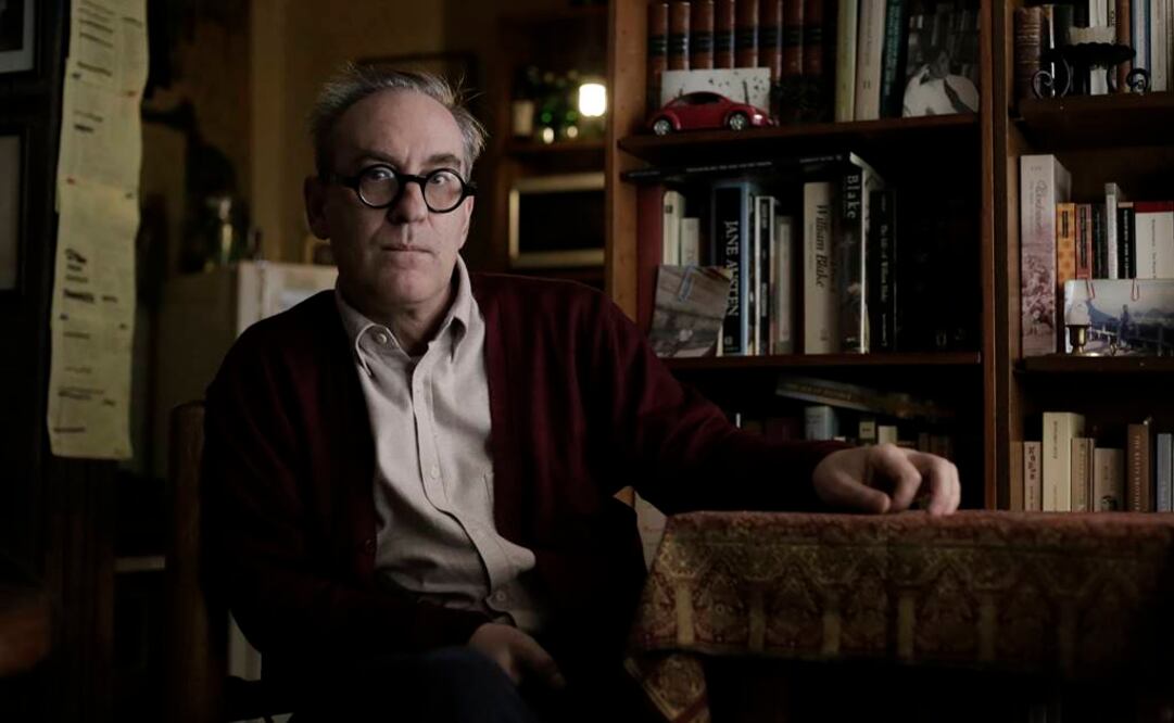 Domínguez Michael descree de la idea de una literatura nacional. Cree sí en la literatura mundial y en que el centro irradiador de la influencia va cambiando. FOTO: Alejandra Leyva. EL UNIVERSAL.