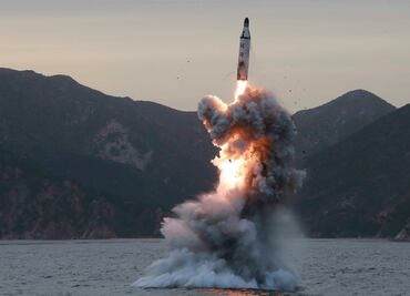 Misiles norcoreanos alcanzan territorio marítimo de Japón