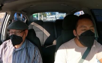 Chofer canta "El Rey" con abuelito y se hace viral en TikTok