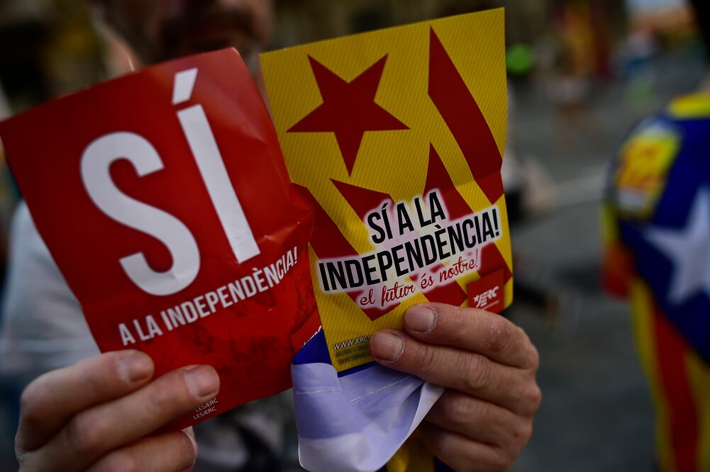 De lograr una mayoría parlamentaria, aunque solamente sea en escaños, Mas ha amenazado con una declaración de independencia unilateral (AP)