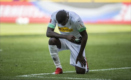 Jugador de la Bundesliga realiza emotivo festejo en honor a George Floyd