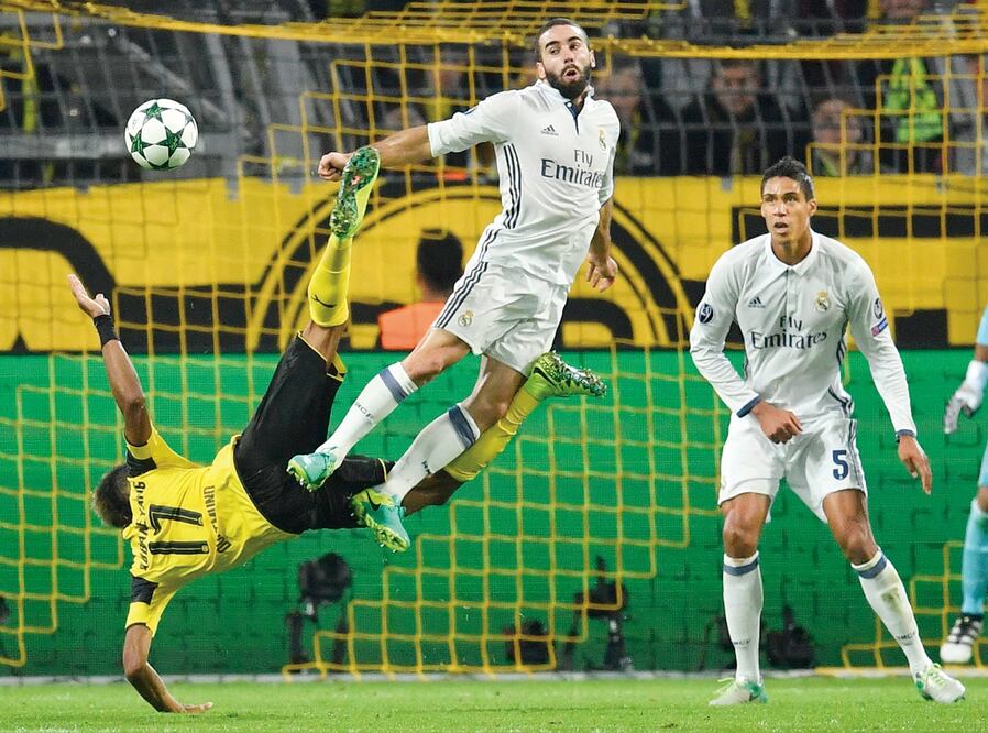 Una “falta” de Aubameyang sobre Carvajal precedió el gol teutón (MARTIN MEISSNER. AP)