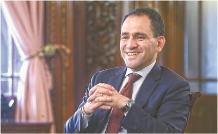 Inicio de vacunación cambiará economía, salud y finanzas: Hacienda 