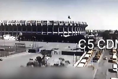 Balean a conductor de BMW cerca del Estadio Azteca