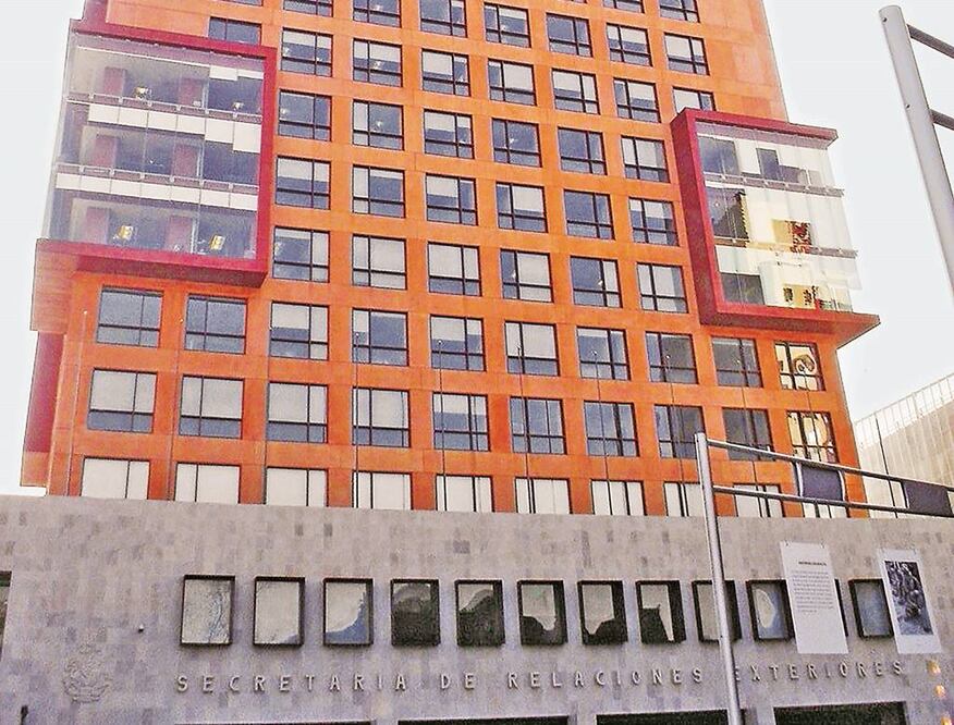 La Secretaría de Relaciones Exteriores contabiliza, de enero a julio de este año, 153 mil 313 llamadas a la línea de apoyo a connacionales. Foto/ARCHIVO EL UNIVERSAL