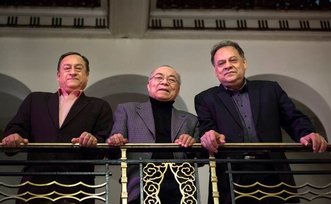 "La música actual es muy agresiva, se tiran y se revuelcan, pero ya no tiene tiempo de hablarse a la orejita como se hacía antes con el bolero", coinciden los músicos. FOTO: Luca Piergiovanni/EFE.